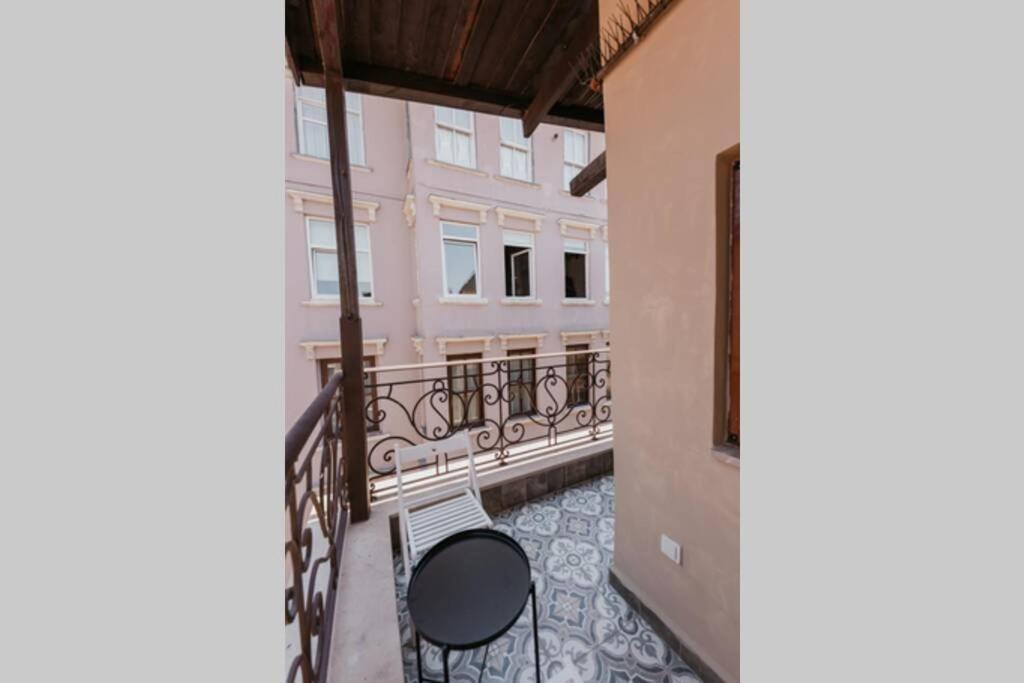 Galadoo Suites 4Th Floor Istanbul Luaran gambar