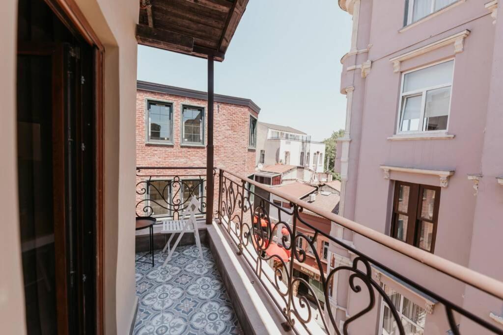 Galadoo Suites 4Th Floor Istanbul Luaran gambar